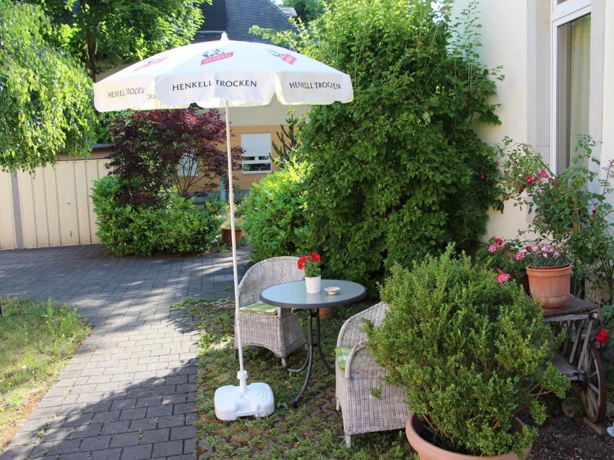 Apartments Und Zimmer Gaestehaus Matthias Dresde Extérieur photo
