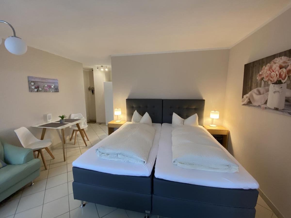 Apartments Und Zimmer Gaestehaus Matthias Dresde Extérieur photo