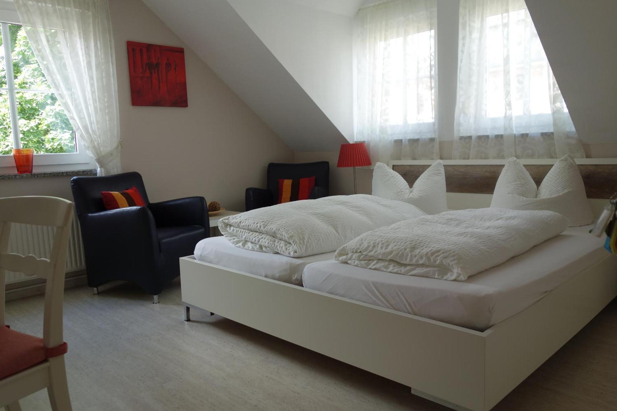 Apartments Und Zimmer Gaestehaus Matthias Dresde Chambre photo