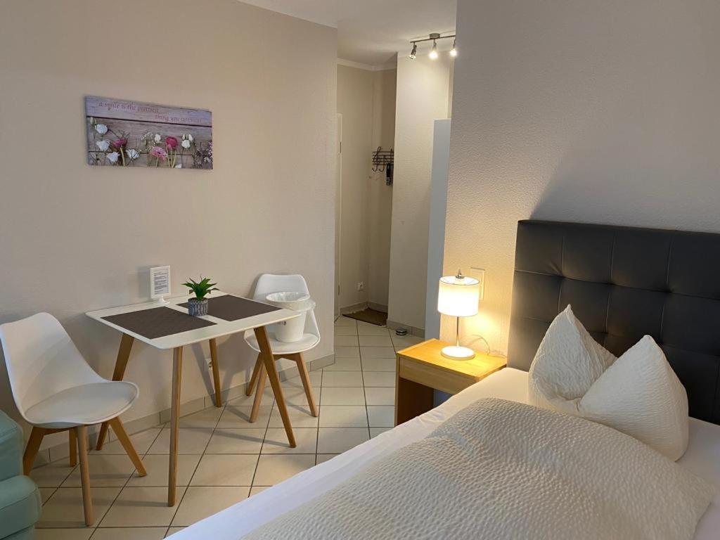 Apartments Und Zimmer Gaestehaus Matthias Dresde Extérieur photo