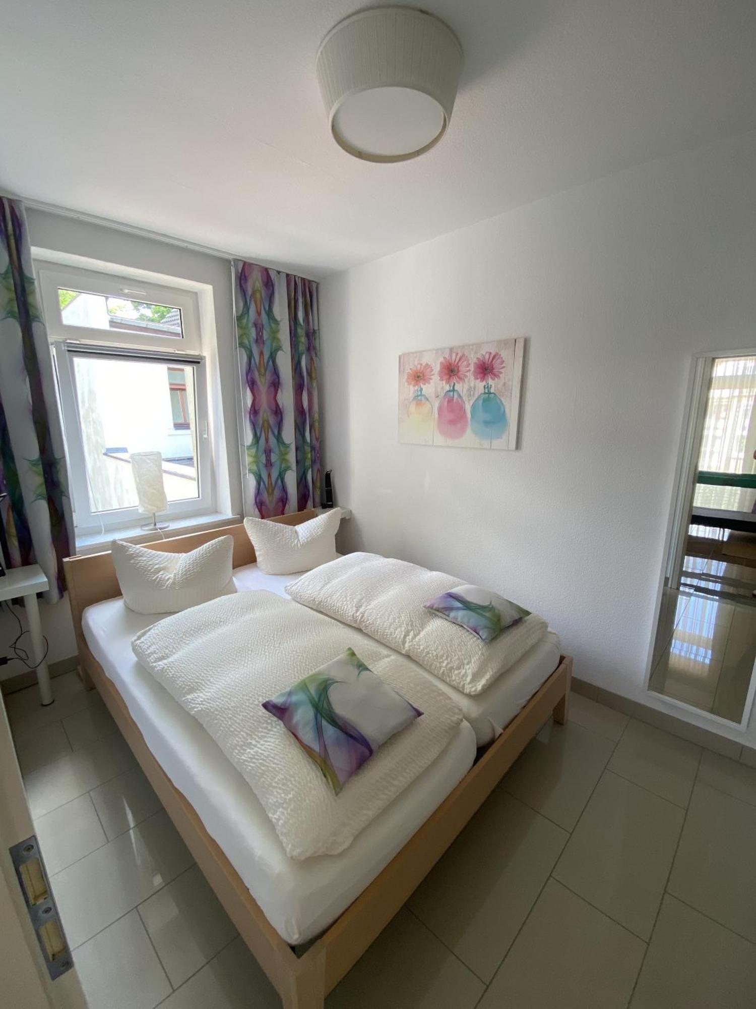Apartments Und Zimmer Gaestehaus Matthias Dresde Chambre photo